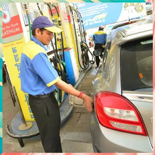 Is the government readying a draft to mandate cars in India run on just 15% petrol?