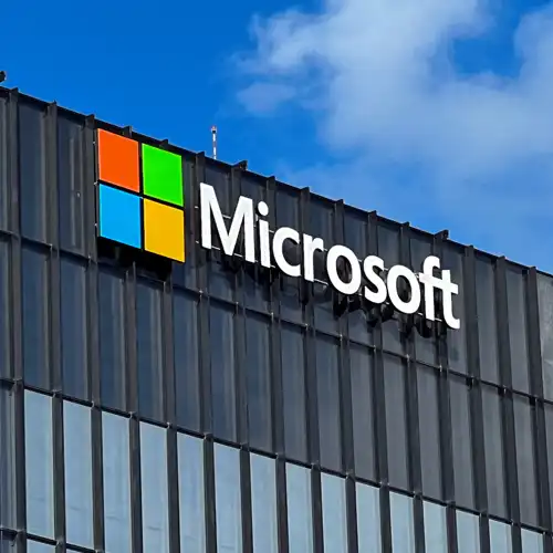 Microsoft suggests its staff based in China to relocate