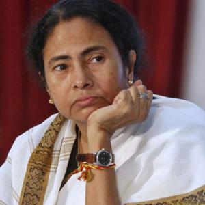 Mamata Banerjee plans to turn Kolkata fully Wi-Fi 