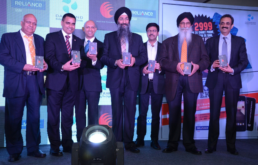 DataWind enters Smartphone Segment with Budget Handsets