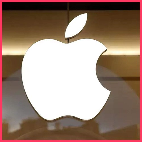 Apple opens its largest India store