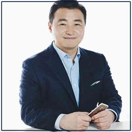 Samsung announces new mobile chief amidst stiff competition from rival Huawei Samsung announces new mobile chief amidst stiff competition from rival Huawei