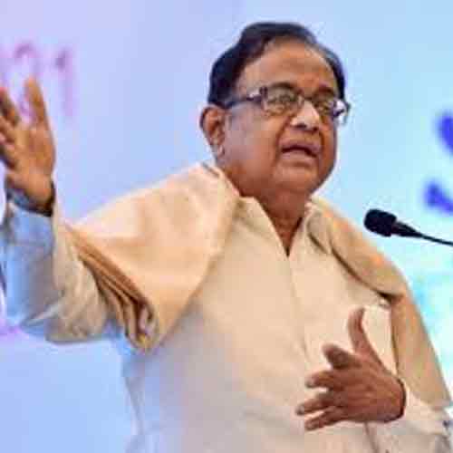 There is complete mismatch between the Budget speech and the Economic Survey: P Chidambaram There is complete mismatch between the Budget speech and the Economic Survey: P Chidambaram