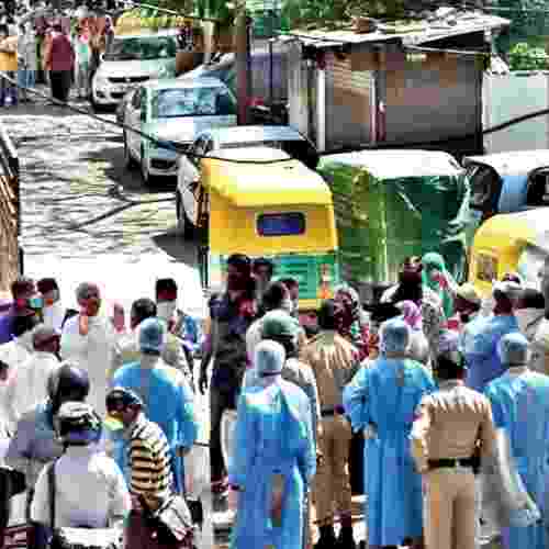 People take off their wrath on Health workers, pelt with stones or even spit on them