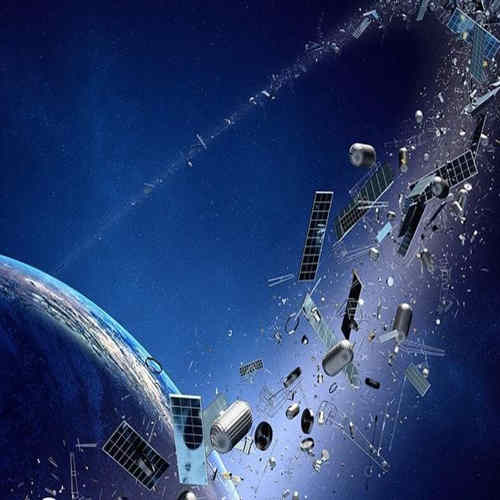 Russian rocket used in past, breaks up in Earth orbit