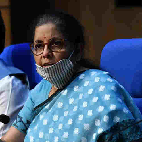 Extend loan to all eligible borrowers No need to fear of 3Cs: Sitharaman