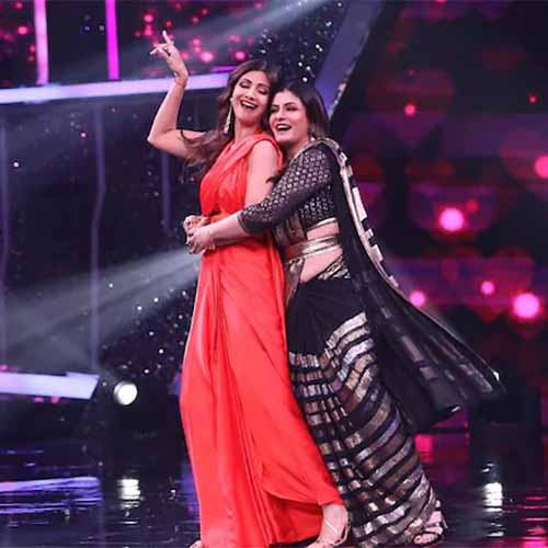 Shilpa Shetty, Raveena Tandon perform to Chura Ke Dil Mera on Super Dancer 4