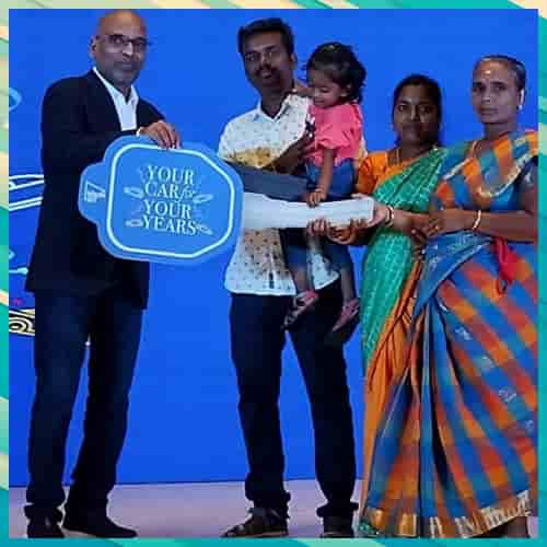 Chennai IT firm gifts 100 cars to employees Chennai IT firm gifts 100 cars to employees