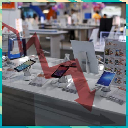 Global smartphone shipments fall 11% due to adverse headwinds Global smartphone shipments fall 11% due to adverse headwinds