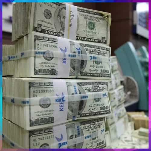 Global currency reserves fall by a record $1 Trillion