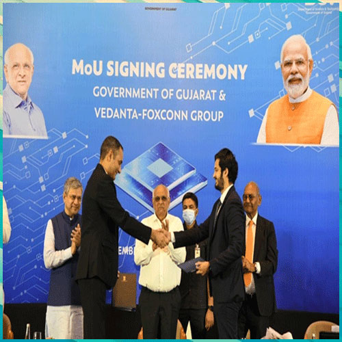MoU signed between Gujarat Government & Lightstorm