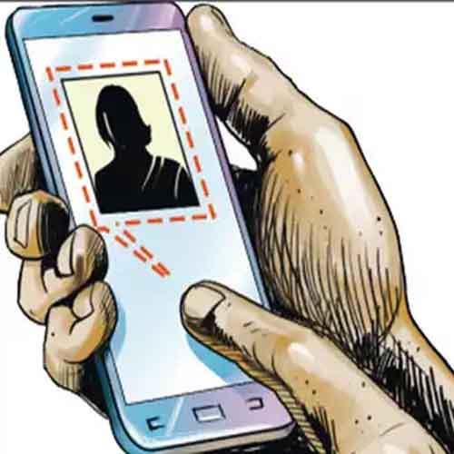 Bengaluru based software developer loses Rs 4 lakh to a dating portal